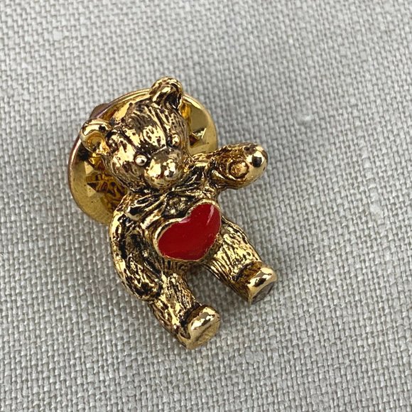 Vintage Red Enamel Heart Teddy Bear Gold Tone Small Pin - Picture 2 of 12